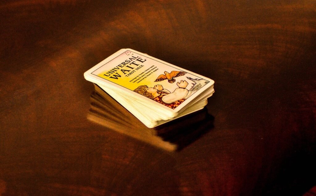 ¿Qué pasa cuando se lee el tarot? Descubre la experiencia en Tarot Zaragoza