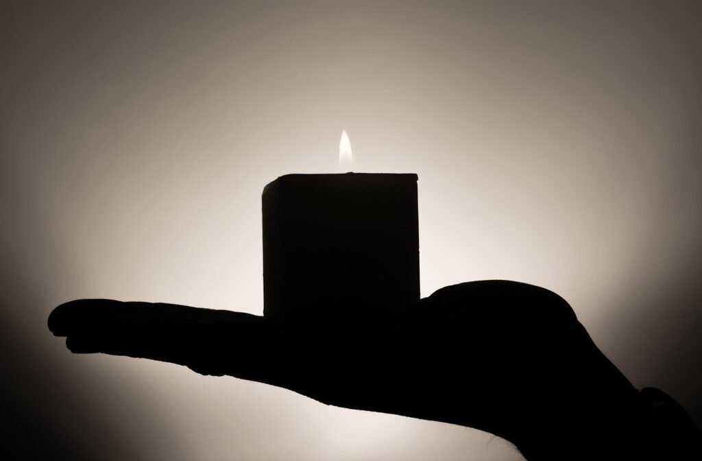 Tarot y meditación: cómo combinar ambas prácticas para tu bienestar